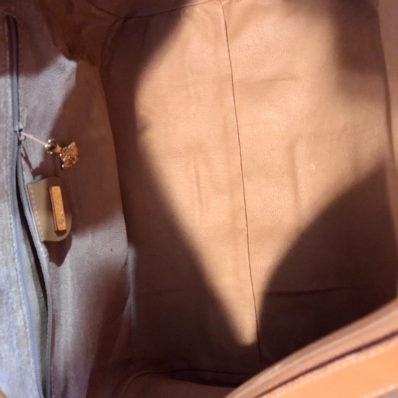 ‼️SOLD‼️ 🍒 Authentic Big Gucci Boston Bag 🍒 - Picture 14 of 16